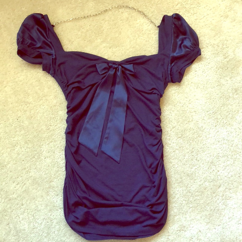 Navy blue top with bow